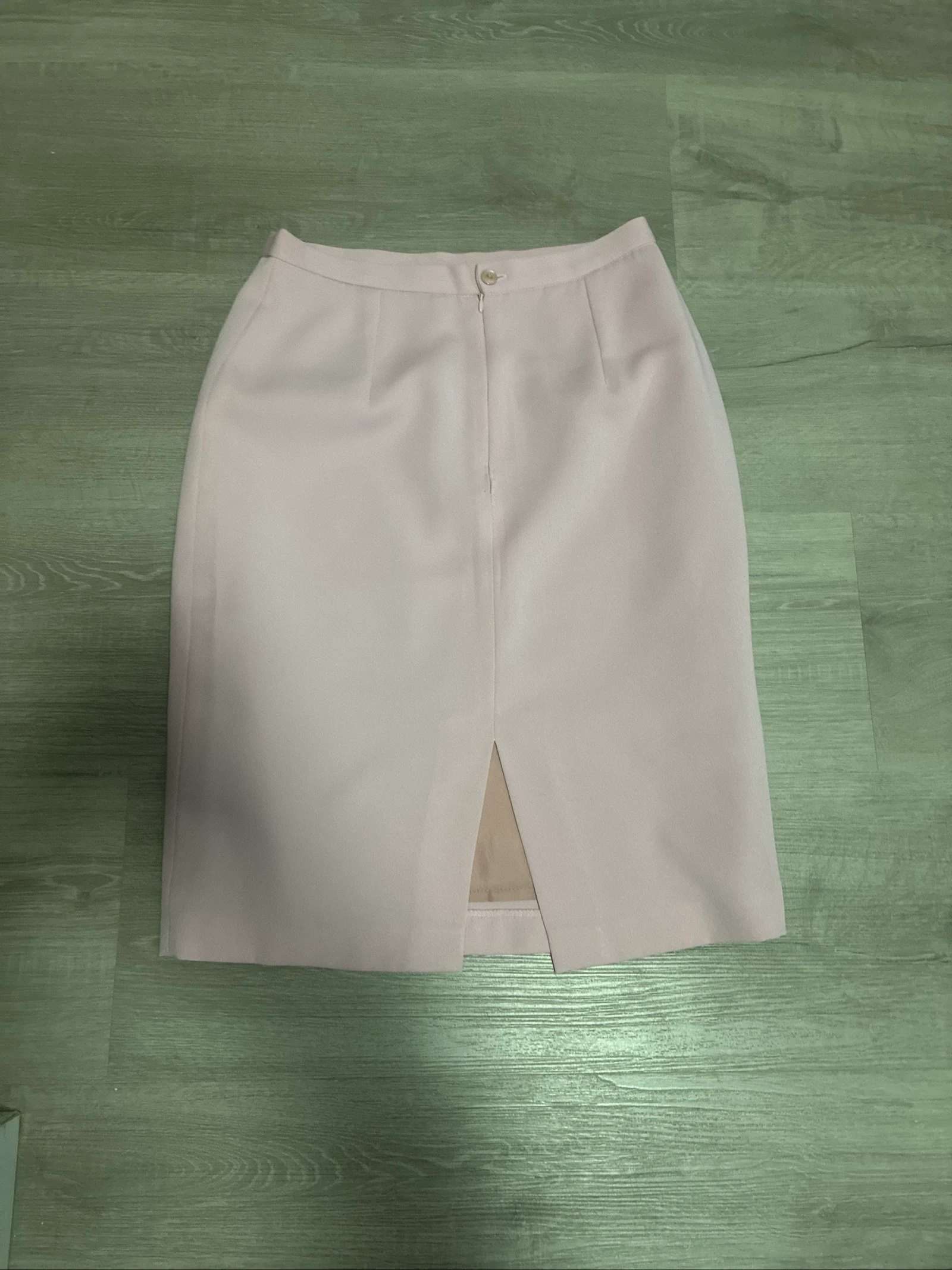 Roze pak met rok en blouse maat 44 XL – photo 3